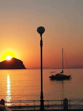 Azzuro Seaside Apartment Porto Rafti-Avlaki